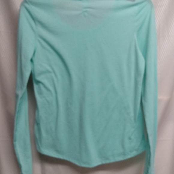 Under Armour Run Long Sleeve Top, sz M, Mint Green, pre-owned - Picture 5 of 6